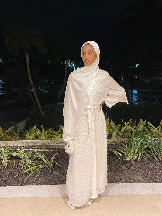 Nova Abaya in White